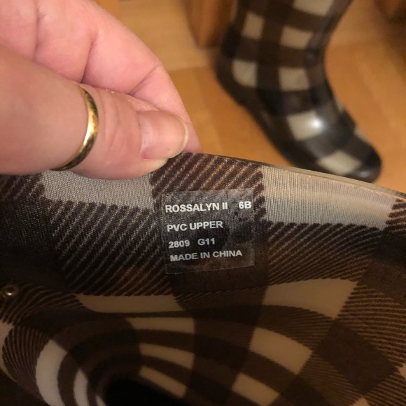 Ralph Lauren Rossalyn ll black and cream Rainboots - Picture 7 of 8